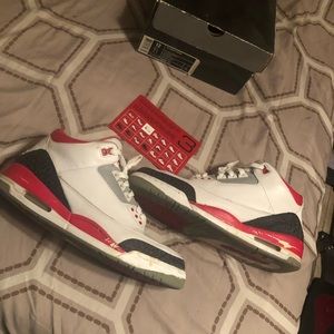 Jordan 3 fire red 2007
